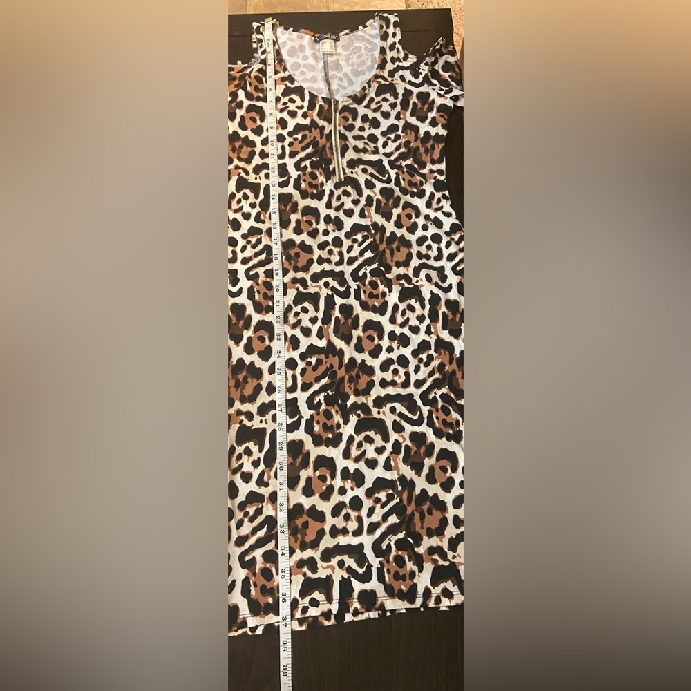 Venus - Cold-Shoulder Mini Dress (NWT) - Picture 9 of 11